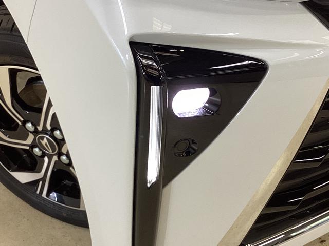 タント カスタムX 届出済未使用車 バックカメラ 両側電動スライド 届出済未使用車 バックカメラ 両側電動スライドドア 前席シートヒーター 前後コーナーセンサー 電子パーキング オートマチックハイビーム LEDヘッドライト USBチャージャー オートブレーキホールド(9枚目)