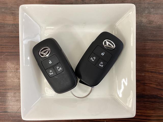 タント カスタムX 届出済未使用車 バックカメラ 両側電動スライド 届出済未使用車 バックカメラ 両側電動スライドドア 前席シートヒーター 前後コーナーセンサー 電子パーキング オートマチックハイビーム LEDヘッドライト USBチャージャー オートブレーキホールド(18枚目)