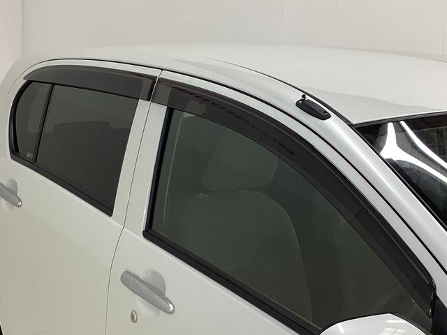 ミライース Ｘｆ　スマートセレクションＳＡ　４ＷＤ　ＣＤオーディオ　４ＷＤ　ＣＤオーディオ　ドアバイザー　横滑り防止装置　盗難防止装置　アイドリングストップ　　キーレスエントリー　ヘッドライトレべライザー　マニュアルエアコン　電動格納ミラー　アクセサリーソケット（6枚目）