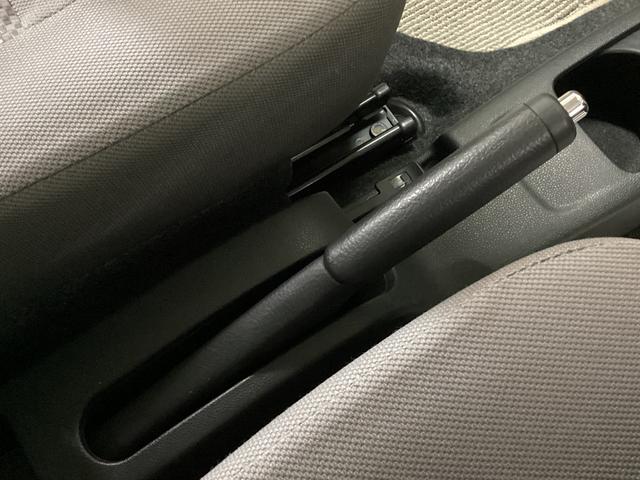 ミライース Ｘｆ　スマートセレクションＳＡ　４ＷＤ　ＣＤオーディオ　４ＷＤ　ＣＤオーディオ　ドアバイザー　横滑り防止装置　盗難防止装置　アイドリングストップ　　キーレスエントリー　ヘッドライトレべライザー　マニュアルエアコン　電動格納ミラー　アクセサリーソケット（37枚目）