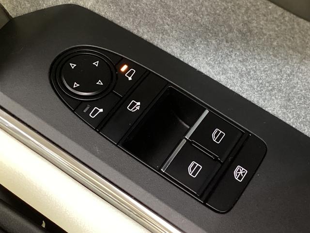 MX-30 100周年特別記念車 純正ナビ 全周囲カメラ ETC 純正ナビ 全周囲カメラ ETC プッシュボタンエンジンスタート アルミホイール フルセグチューナー コーナーセンサー シートヒーター クルーズコントロール カーペットマット アイドリングストップ(52枚目)