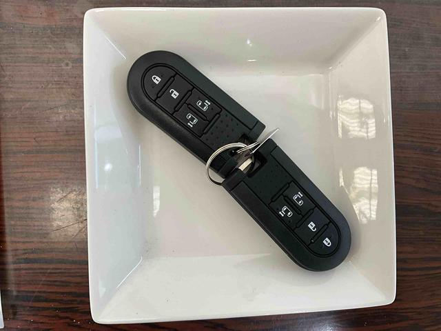 タント カスタムＲＳ　トップエディションＳＡＩＩＩ　ターボ　ナビ　スマートアシストＩＩＩ　ターボ　ナビ　バックカメラ　ＥＴＣ　フルセグチューナー　ブルートゥース対応　ＬＥＤヘッドライト　シートヒーター　両側リヤパワースライドドア　オートライト　アルミホイール　ＡＢＳ（21枚目）