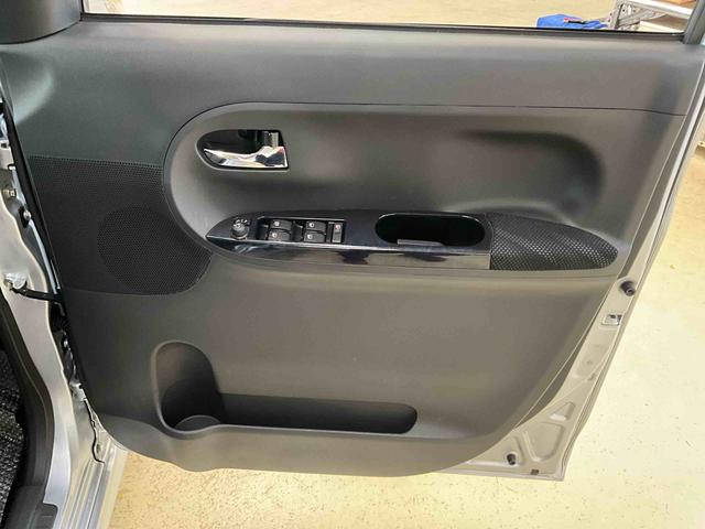 タント カスタムＲＳ　トップエディションＳＡＩＩＩ　ターボ　ナビ　スマートアシストＩＩＩ　ターボ　ナビ　バックカメラ　ＥＴＣ　フルセグチューナー　ブルートゥース対応　ＬＥＤヘッドライト　シートヒーター　両側リヤパワースライドドア　オートライト　アルミホイール　ＡＢＳ（30枚目）