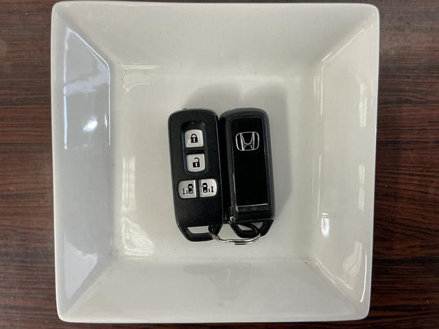 N-BOX G SSパッケージ ワンオーナー ナビ ETC バックカメラ ワンオーナー ナビ ETC バックカメラ 両側電動スライドドア 前席シートヒーター USB Bluetooth ワンセグTV HIDヘッドライト プッシュスタート 横滑り防止措置 スマートキー(17枚目)