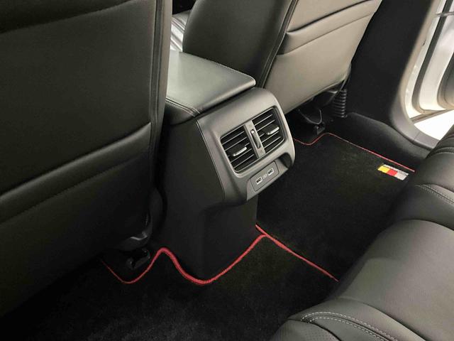 ＺＲ－Ｖ ｅ：ＨＥＶ　Ｚ　ナビ　パノラマモニター　ＥＴＣ２．０　ドライブレコーダー　アルミホイール　オートライト　デュアルエアバッグ　ＡＢＳ　安全ボディ　パワーシート　ＬＥＤヘッドランプ　プッシュボタンスタート　キーフリー（27枚目）