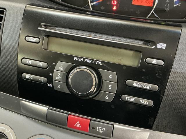 ムーヴ X VS CDチューナー キーフリーシステム アルミホイール CDチューナー キーフリーシステム アルミホイール マニュアルエアコン カーペットマット 電動格納式ドアミラー フォグランプ 運転席・助手席エアバッグ パワステ パワーウインドウ ABS ベンチシート(3枚目)