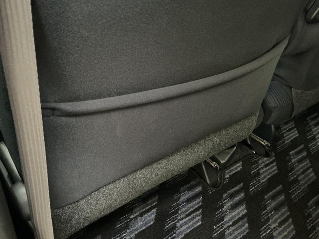 ムーヴ X VS CDチューナー キーフリーシステム アルミホイール CDチューナー キーフリーシステム アルミホイール マニュアルエアコン カーペットマット 電動格納式ドアミラー フォグランプ 運転席・助手席エアバッグ パワステ パワーウインドウ ABS ベンチシート(25枚目)