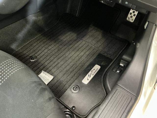 S660 α ディスプレイオーディオ ETC バックカメラ ディスプレイオーディオ ETC バックカメラ プッシュボタンエンジンスタート オートエアコン 電動ドアミラー LEDヘッドライト オートライト アルミホイール クルーズコントロール カーペットマット(35枚目)