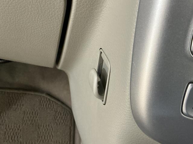 エブリイワゴン PZターボ ワンオーナー ETC バックカメラ 電動スライド ワンオーナー ETC バックカメラ 片側電動スライドドア 障害物センサー 運転席シートヒーター USBチャージャー HIDヘッドライト プッシュスタート オートライト スマートキー ドアバイザー(66枚目)