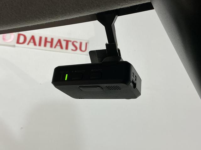 ムーヴキャンバス Ｘリミテッド　ＳＡＩＩＩ　ワンオーナー　ナビ　バックカメラ　ワンオーナー　ナビ　バックカメラ　ドライブレコーダー　両側電動スライドドア　オートマチックハイビーム　ＵＳＢ　Ｂｌｕｅｔｏｏｔｈ　ＤＶＤ　プッシュスタート　横滑り防止装置　スマートキー　フルセグＴＶ（4枚目）
