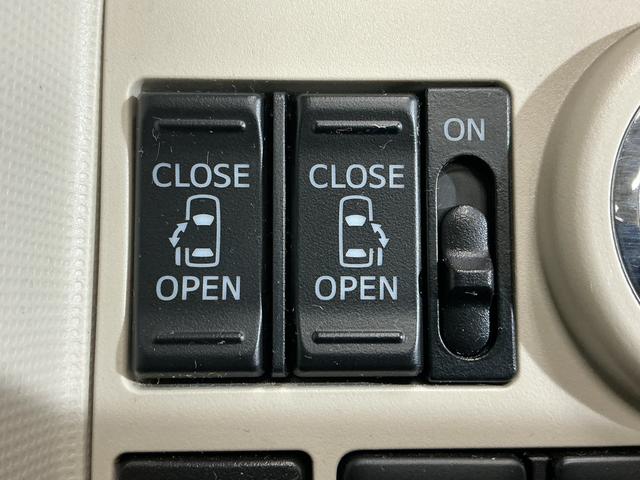 ムーヴキャンバス Ｘリミテッド　ＳＡＩＩＩ　ワンオーナー　ナビ　バックカメラ　ワンオーナー　ナビ　バックカメラ　ドライブレコーダー　両側電動スライドドア　オートマチックハイビーム　ＵＳＢ　Ｂｌｕｅｔｏｏｔｈ　ＤＶＤ　プッシュスタート　横滑り防止装置　スマートキー　フルセグＴＶ（5枚目）