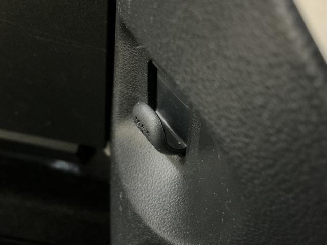 ムーヴキャンバス Ｘリミテッド　ＳＡＩＩＩ　ワンオーナー　ナビ　バックカメラ　ワンオーナー　ナビ　バックカメラ　ドライブレコーダー　両側電動スライドドア　オートマチックハイビーム　ＵＳＢ　Ｂｌｕｅｔｏｏｔｈ　ＤＶＤ　プッシュスタート　横滑り防止装置　スマートキー　フルセグＴＶ（60枚目）