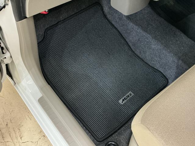 ムーヴ Ｘリミテッド　ワンオーナー　ナビ　バックカメラ　ワンセグＴＶ　ワンオーナー　ナビ　バックカメラ　１４インチ純正アルミホイール　ワンセグＴＶ　スマートキー　アイドリングストップ　盗難防止装置　１２Ｖ電源ソケット　ヘッドライトレべライザー　オートエアコン　ＡＢＳ（25枚目）