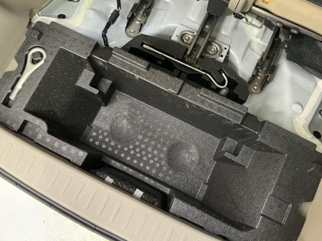 ムーヴ Ｘリミテッド　ワンオーナー　ナビ　バックカメラ　ワンセグＴＶ　ワンオーナー　ナビ　バックカメラ　１４インチ純正アルミホイール　ワンセグＴＶ　スマートキー　アイドリングストップ　盗難防止装置　１２Ｖ電源ソケット　ヘッドライトレべライザー　オートエアコン　ＡＢＳ（34枚目）