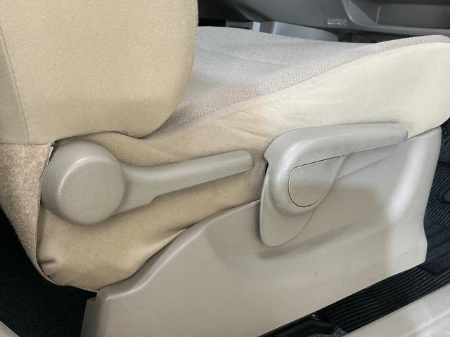 ムーヴ Ｘリミテッド　ワンオーナー　ナビ　バックカメラ　ワンセグＴＶ　ワンオーナー　ナビ　バックカメラ　１４インチ純正アルミホイール　ワンセグＴＶ　スマートキー　アイドリングストップ　盗難防止装置　１２Ｖ電源ソケット　ヘッドライトレべライザー　オートエアコン　ＡＢＳ（38枚目）