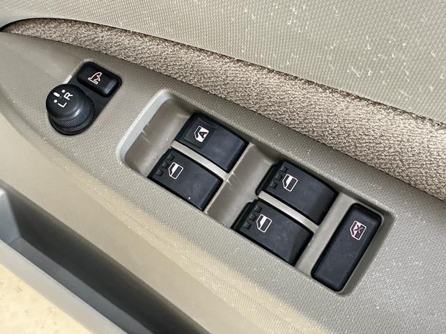 ムーヴ Ｘリミテッド　ワンオーナー　ナビ　バックカメラ　ワンセグＴＶ　ワンオーナー　ナビ　バックカメラ　１４インチ純正アルミホイール　ワンセグＴＶ　スマートキー　アイドリングストップ　盗難防止装置　１２Ｖ電源ソケット　ヘッドライトレべライザー　オートエアコン　ＡＢＳ（39枚目）