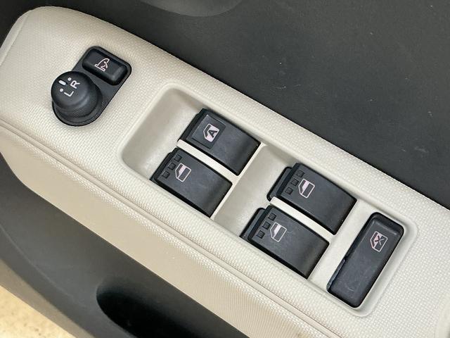 ミラココア ココアＸ　ナビＴＶ　バックカメラ　Ｂｌｕｅｔｏｏｔｈ　ＤＶＤ　ナビＴＶ　バックカメラ　Ｂｌｕｅｔｏｏｔｈ　ＤＶＤ　アイドリングストップ　ドアバイザー　盗難防止装置　電動格納ミラー　ヘッドライトレべライザー　１２Ｖ電源ソケット　オートエアコン　スペアキー有り（35枚目）