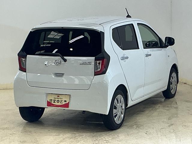 ミライース X SAIII バックカメラ 前後コーナーセンサー バックカメラ オートマチックハイビーム 前後コーナーセンサー LEDヘッドライト キーレスエントリー オートライト 盗難防止装置 横滑り防止装置 アイドリングストップ マニュアルエアコン スマアシ(11枚目)