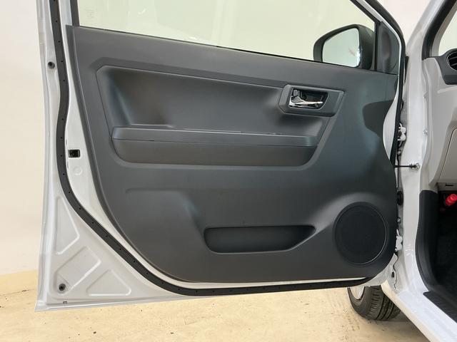 ミライース X SAIII バックカメラ 前後コーナーセンサー バックカメラ オートマチックハイビーム 前後コーナーセンサー LEDヘッドライト キーレスエントリー オートライト 盗難防止装置 横滑り防止装置 アイドリングストップ マニュアルエアコン スマアシ(20枚目)