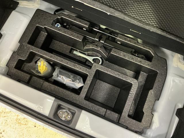 ミライース X SAIII バックカメラ 前後コーナーセンサー バックカメラ オートマチックハイビーム 前後コーナーセンサー LEDヘッドライト キーレスエントリー オートライト 盗難防止装置 横滑り防止装置 アイドリングストップ マニュアルエアコン スマアシ(26枚目)