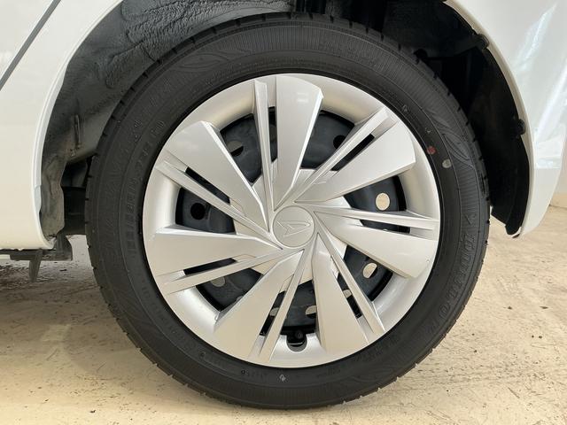 ミライース X SAIII バックカメラ 前後コーナーセンサー バックカメラ オートマチックハイビーム 前後コーナーセンサー LEDヘッドライト キーレスエントリー オートライト 盗難防止装置 横滑り防止装置 アイドリングストップ マニュアルエアコン スマアシ(50枚目)