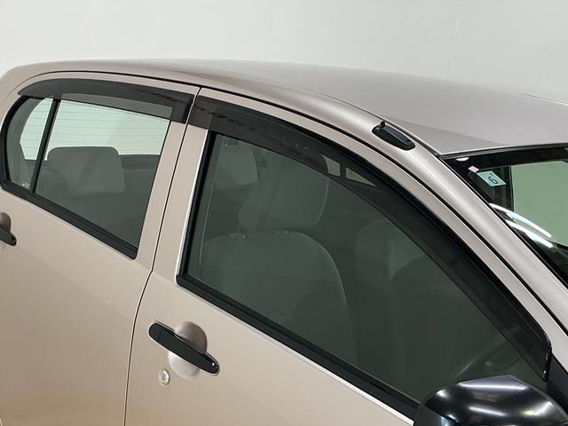 ミライース Lf 4WD CDオーディオ アイドリングストップ 4WD CDオーディオ アイドリングストップ ドアバイザー スペアキー有り キーレスエントリー 盗難防止装置 マニュアルエアコン ヘッドライトレべライザー 12V電源ソケット(7枚目)