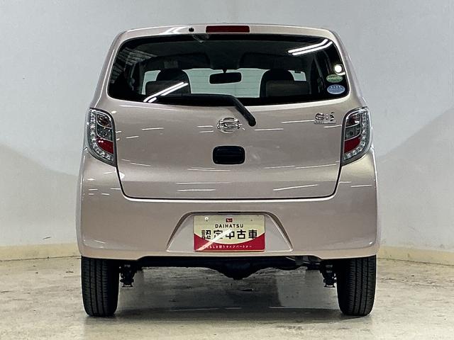 ミライース Lf 4WD CDオーディオ アイドリングストップ 4WD CDオーディオ アイドリングストップ ドアバイザー スペアキー有り キーレスエントリー 盗難防止装置 マニュアルエアコン ヘッドライトレべライザー 12V電源ソケット(10枚目)