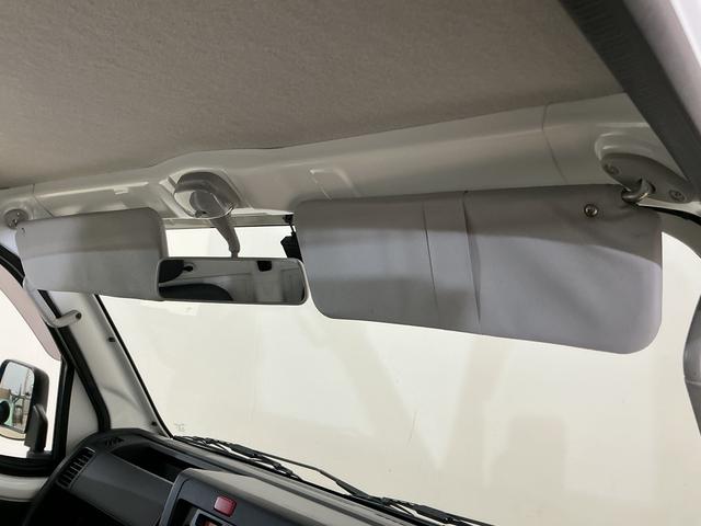 ハイゼットトラック スタンダード　切替式４ＷＤ　オートマ車　ラジオデッキ　３方開　切替式４ＷＤ　オートマ　ラジオデッキ　ＥＴＣ　３方開　ドアバイザー　ラバーマット　ヘッドライトレべライザー　マニュアルエアコン　１２Ｖ電源ソケット　スペアタイヤ　バッテリーカバー（30枚目）