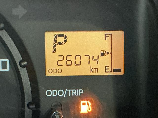 ハイゼットトラック スタンダード　切替式４ＷＤ　オートマ車　ラジオデッキ　３方開　切替式４ＷＤ　オートマ　ラジオデッキ　ＥＴＣ　３方開　ドアバイザー　ラバーマット　ヘッドライトレべライザー　マニュアルエアコン　１２Ｖ電源ソケット　スペアタイヤ　バッテリーカバー（36枚目）