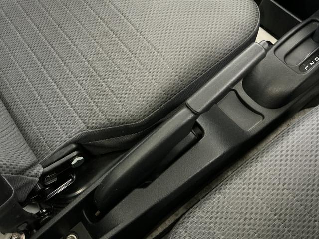 ハイゼットトラック スタンダード　切替式４ＷＤ　オートマ車　ラジオデッキ　３方開　切替式４ＷＤ　オートマ　ラジオデッキ　ＥＴＣ　３方開　ドアバイザー　ラバーマット　ヘッドライトレべライザー　マニュアルエアコン　１２Ｖ電源ソケット　スペアタイヤ　バッテリーカバー（38枚目）