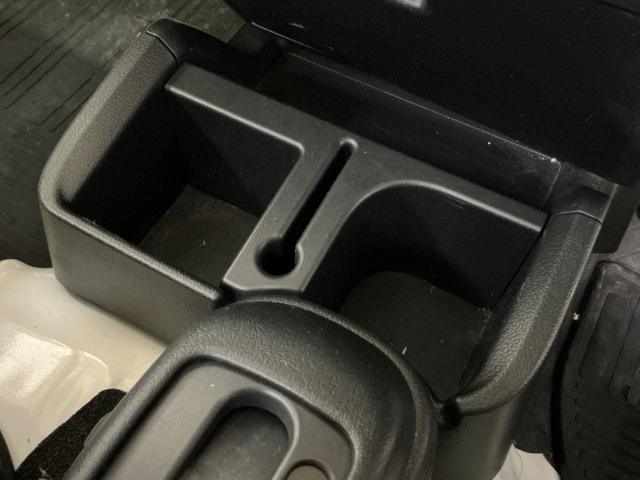 ハイゼットトラック スタンダード　切替式４ＷＤ　オートマ車　ラジオデッキ　３方開　切替式４ＷＤ　オートマ　ラジオデッキ　ＥＴＣ　３方開　ドアバイザー　ラバーマット　ヘッドライトレべライザー　マニュアルエアコン　１２Ｖ電源ソケット　スペアタイヤ　バッテリーカバー（40枚目）