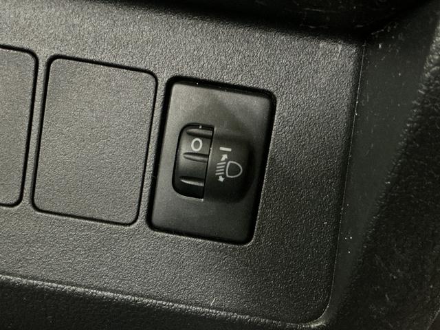 ハイゼットトラック スタンダード　切替式４ＷＤ　オートマ車　ラジオデッキ　３方開　切替式４ＷＤ　オートマ　ラジオデッキ　ＥＴＣ　３方開　ドアバイザー　ラバーマット　ヘッドライトレべライザー　マニュアルエアコン　１２Ｖ電源ソケット　スペアタイヤ　バッテリーカバー（41枚目）