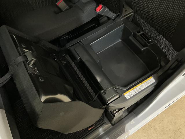 ウェイク ＬリミテッドＳＡＩＩＩ　ワンオーナー　ナビ　パノラマモニター　ワンオーナー　ナビ　パノラマモニター　ＥＴＣ　ドライブレコーダー　両側電動スライドドア　　リアコーナーセンサー　ＵＳＢ　Ｂｌｕｅｔｏｏｔｈ　ＨＤＭＩ　１４インチ純正アルミホイール　オートライト（28枚目）