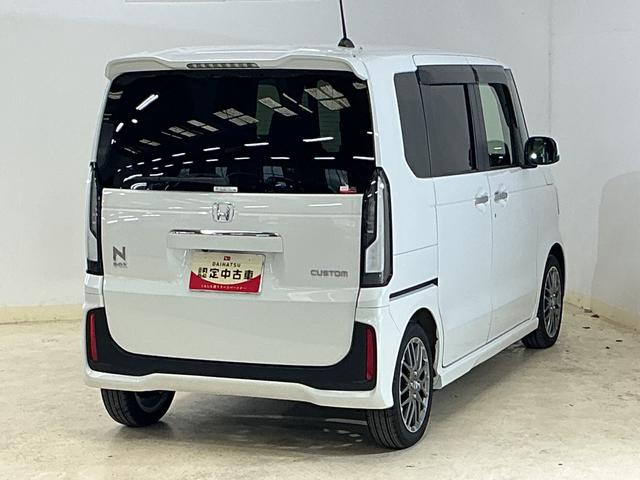Ｎ－ＢＯＸカスタム ターボ　ナビ　バックカメラ　フルセグチューナー　ターボ　純正ナビ　バックカメラ　フルセグチューナー　ブルートゥース対応　両側リヤパワースライドドア　プッシュボタンエンジンスタート　オートエアコン　シートヒーター　アルミホイール　シートヒーター（18枚目）