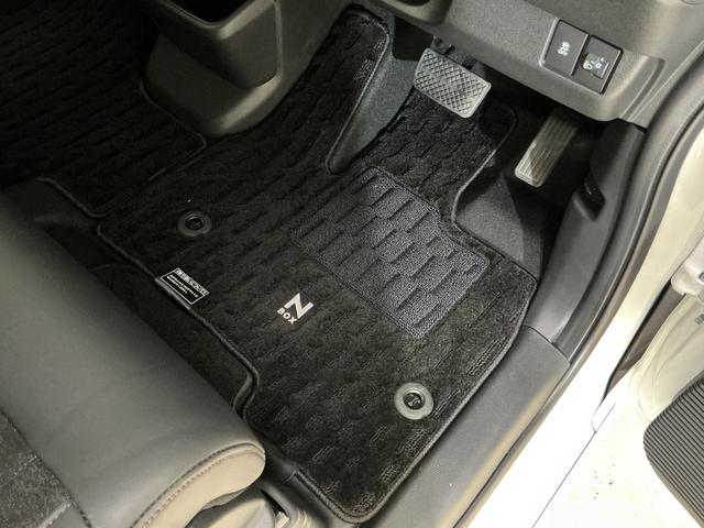 Ｎ－ＢＯＸカスタム ターボ　ナビ　バックカメラ　フルセグチューナー　ターボ　純正ナビ　バックカメラ　フルセグチューナー　ブルートゥース対応　両側リヤパワースライドドア　プッシュボタンエンジンスタート　オートエアコン　シートヒーター　アルミホイール　シートヒーター（31枚目）