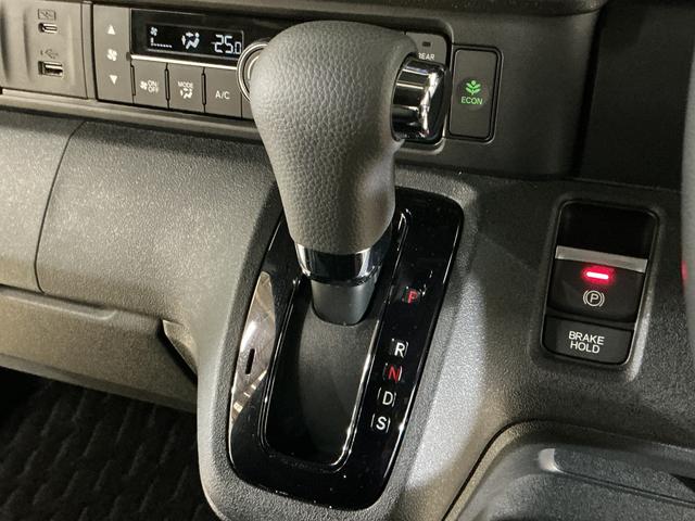 Ｎ－ＢＯＸカスタム ターボ　ナビ　バックカメラ　フルセグチューナー　ターボ　純正ナビ　バックカメラ　フルセグチューナー　ブルートゥース対応　両側リヤパワースライドドア　プッシュボタンエンジンスタート　オートエアコン　シートヒーター　アルミホイール　シートヒーター（62枚目）