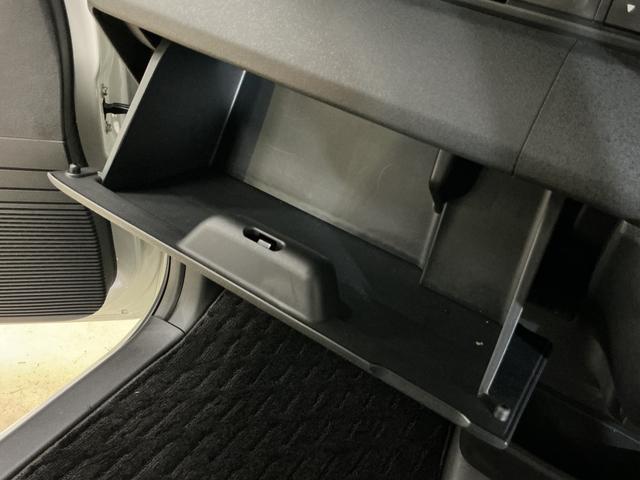 Ｎ－ＢＯＸカスタム ターボ　ナビ　バックカメラ　フルセグチューナー　ターボ　純正ナビ　バックカメラ　フルセグチューナー　ブルートゥース対応　両側リヤパワースライドドア　プッシュボタンエンジンスタート　オートエアコン　シートヒーター　アルミホイール　シートヒーター（68枚目）