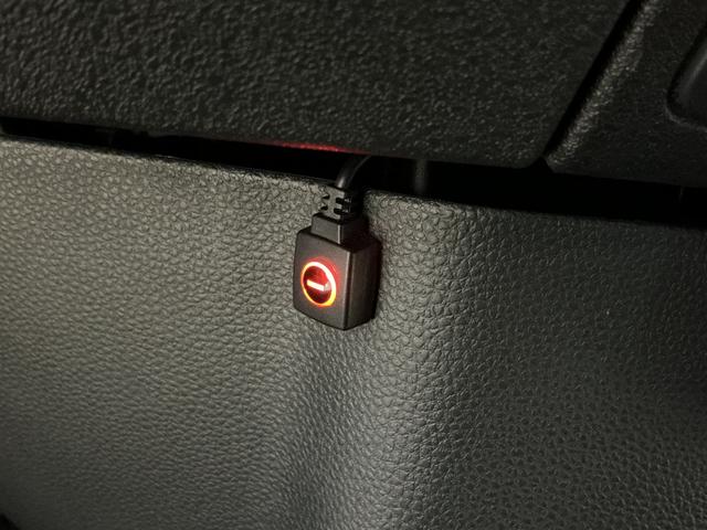 Ｎ－ＢＯＸカスタム ターボ　ナビ　バックカメラ　フルセグチューナー　ターボ　純正ナビ　バックカメラ　フルセグチューナー　ブルートゥース対応　両側リヤパワースライドドア　プッシュボタンエンジンスタート　オートエアコン　シートヒーター　アルミホイール　シートヒーター（70枚目）