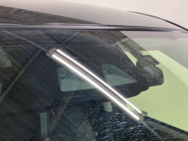 ロッキー プレミアム　９インチナビ　パノラマモニター　ＥＴＣ　ドラレコ　９インチナビ　パノラマモニター　フルセグチューナー　ブルートゥース対応　ＥＴＣ　ドライブレコーダー　スマートアシスト　プッシュボタンエンジンスタート　アダプティブクルーズコントロール　シートヒーター（16枚目）