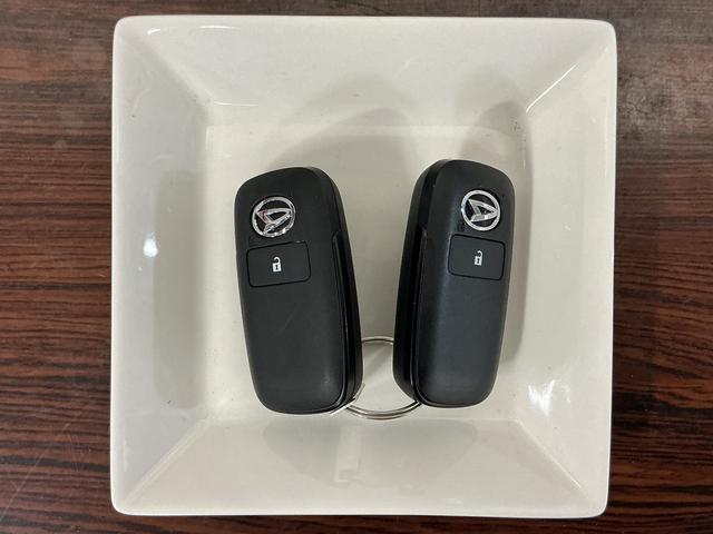 ロッキー プレミアム　９インチナビ　パノラマモニター　ＥＴＣ　ドラレコ　９インチナビ　パノラマモニター　フルセグチューナー　ブルートゥース対応　ＥＴＣ　ドライブレコーダー　スマートアシスト　プッシュボタンエンジンスタート　アダプティブクルーズコントロール　シートヒーター（23枚目）