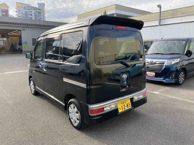 アトレーワゴン カスタムターボR ナビ付 ダイハツ認定中古車 ナビゲーション 電動格納ミラー ABS アームレスト フルホィールキャップ フォグランプ セキュリティアラーム ハイマウントストップランプ オートエアコン キーレスエントリー(9枚目)