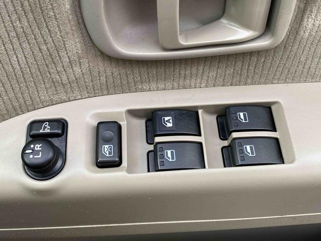 アトレーワゴン カスタムターボR ナビ付 ダイハツ認定中古車 ナビゲーション 電動格納ミラー ABS アームレスト フルホィールキャップ フォグランプ セキュリティアラーム ハイマウントストップランプ オートエアコン キーレスエントリー(42枚目)