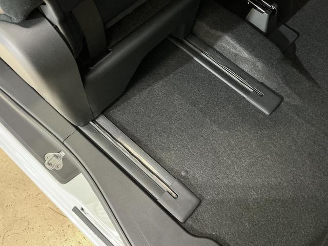 タント カスタムＸ　デモカー　バックカメラ　両側電動スライドドア　デモカー　バックカメラ　両側電動スライドドア　１４インチ純正アルミホイール　オートマチックハイビーム　前後コーナーセンサー　電子パーキング　オートブレーキホールド　ＵＳＢチャージャー　プッシュスタート（23枚目）