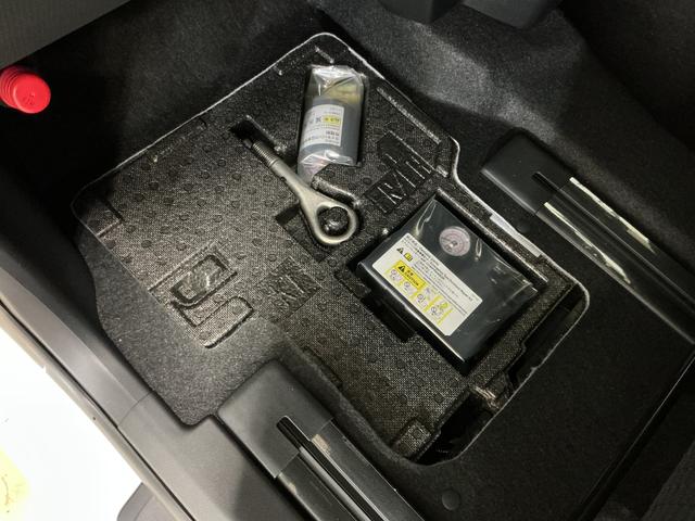 タント カスタムＸ　デモカー　バックカメラ　両側電動スライドドア　デモカー　バックカメラ　両側電動スライドドア　１４インチ純正アルミホイール　オートマチックハイビーム　前後コーナーセンサー　電子パーキング　オートブレーキホールド　ＵＳＢチャージャー　プッシュスタート（34枚目）