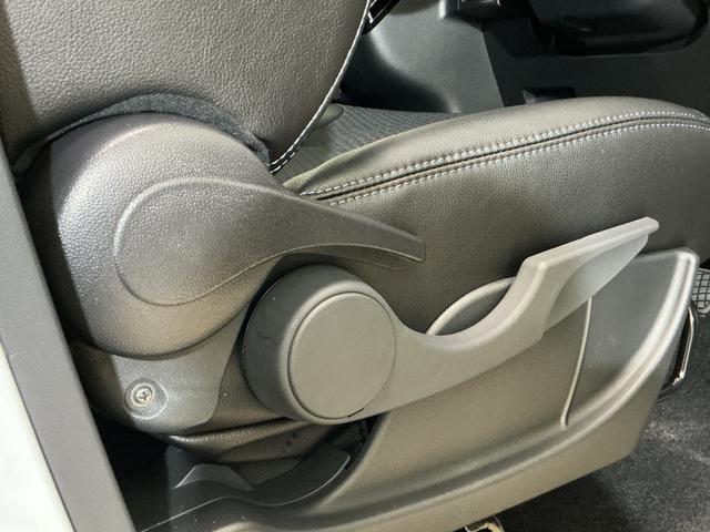 タント カスタムＸ　デモカー　バックカメラ　両側電動スライドドア　デモカー　バックカメラ　両側電動スライドドア　１４インチ純正アルミホイール　オートマチックハイビーム　前後コーナーセンサー　電子パーキング　オートブレーキホールド　ＵＳＢチャージャー　プッシュスタート（40枚目）