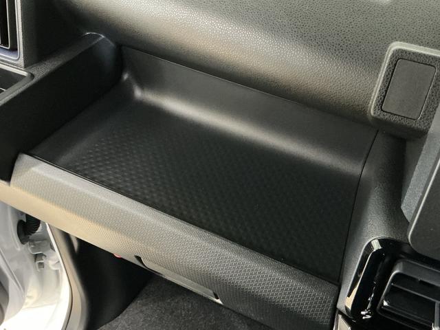 タント カスタムＸ　デモカー　バックカメラ　両側電動スライドドア　デモカー　バックカメラ　両側電動スライドドア　１４インチ純正アルミホイール　オートマチックハイビーム　前後コーナーセンサー　電子パーキング　オートブレーキホールド　ＵＳＢチャージャー　プッシュスタート（58枚目）