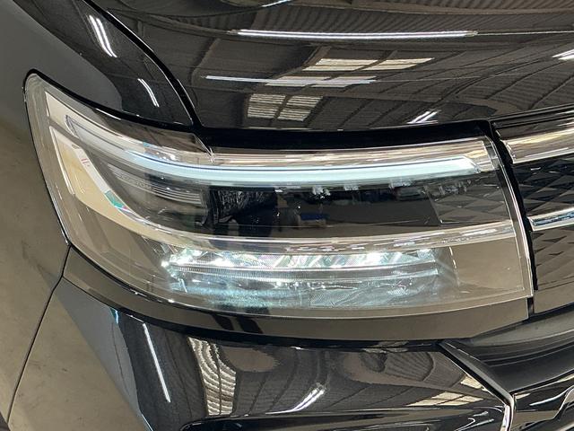 タント カスタムＲＳ　届け出済み未使用車　ターボ　全周囲カメラ　届け出済み未使用車　ターボ　パノラマモニター　ＥＴＣ　両側電動スライドドア　アダプティブクルーズコントロール　前席シートヒーター　１５インチ純正アルミホイール　オートマチックハイビーム　電子パーキング（11枚目）