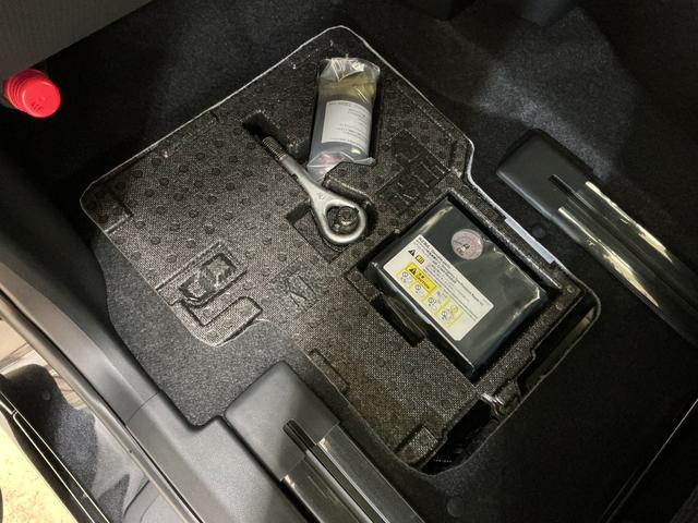 タント カスタムＲＳ　届け出済み未使用車　ターボ　全周囲カメラ　届け出済み未使用車　ターボ　パノラマモニター　ＥＴＣ　両側電動スライドドア　アダプティブクルーズコントロール　前席シートヒーター　１５インチ純正アルミホイール　オートマチックハイビーム　電子パーキング（36枚目）