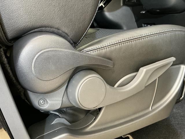 タント カスタムＲＳ　届け出済み未使用車　ターボ　全周囲カメラ　届け出済み未使用車　ターボ　パノラマモニター　ＥＴＣ　両側電動スライドドア　アダプティブクルーズコントロール　前席シートヒーター　１５インチ純正アルミホイール　オートマチックハイビーム　電子パーキング（42枚目）