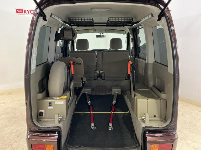 アトレーワゴン アトレースローパー ワンオーナー 福祉車両 ナビ ETC ワンオーナー 福祉車両 ナビ バックカメラ ETC 電動ウインチ Bluetooth フルセグTV DVD再生 HIDヘッドライト ドアバイザー フォグライト キーレス ヘッドライトレベライザー(4枚目)
